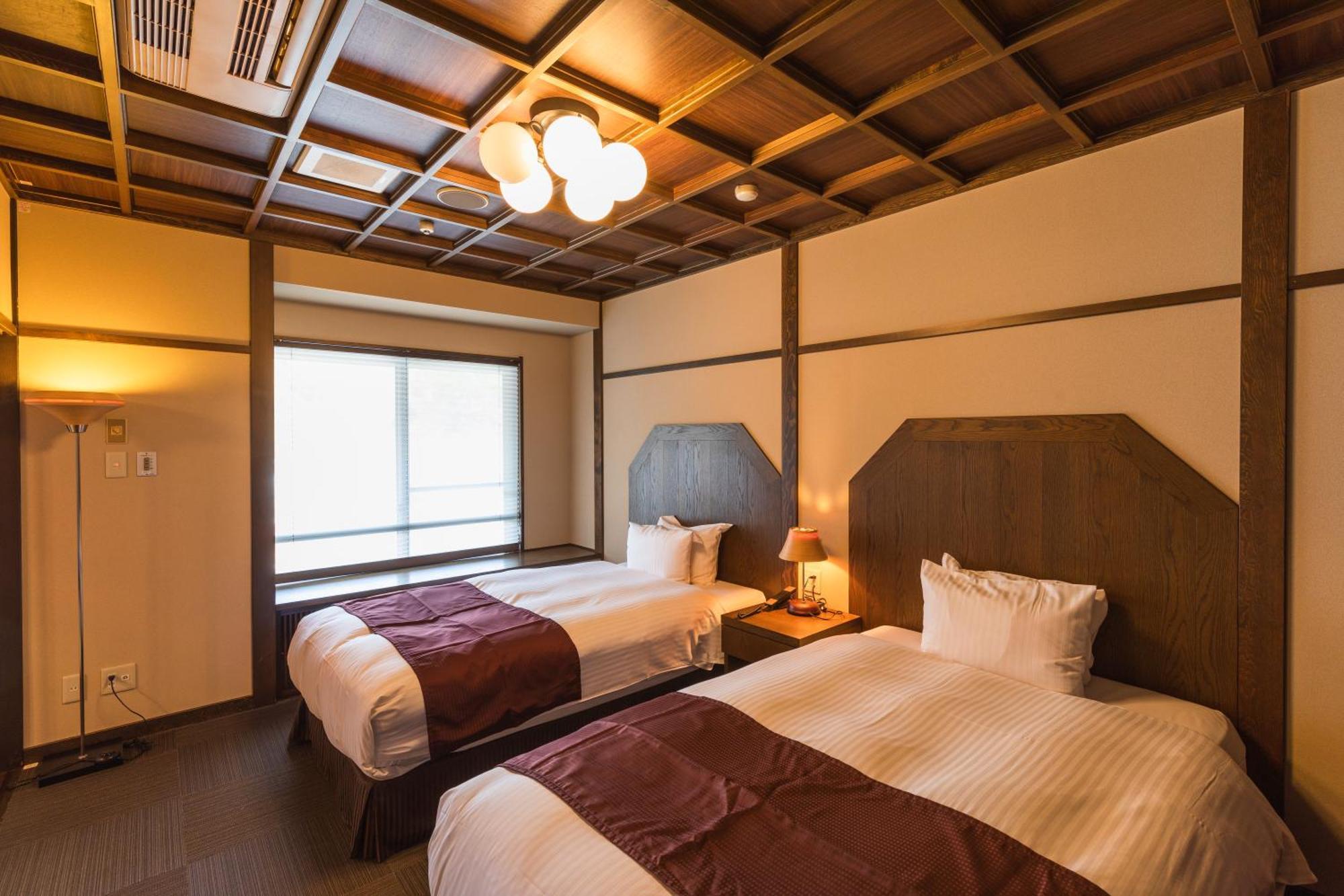 טוואדה Tsuta Onsen Ryokan חדר תמונה